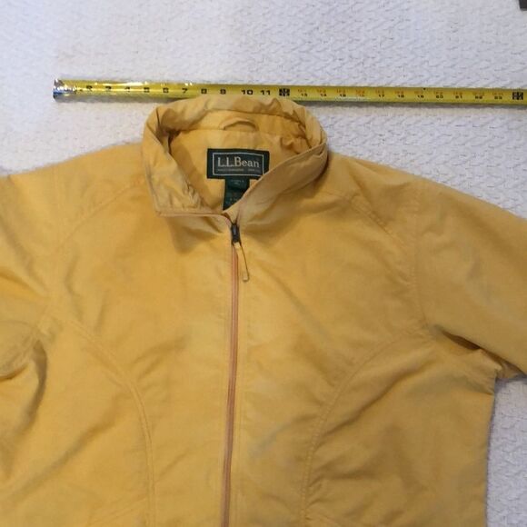 LL Bean 100% Nylon Soft Shell Jacket Womens XL Nice yellow. Roll away hood - Picture 4 of 14